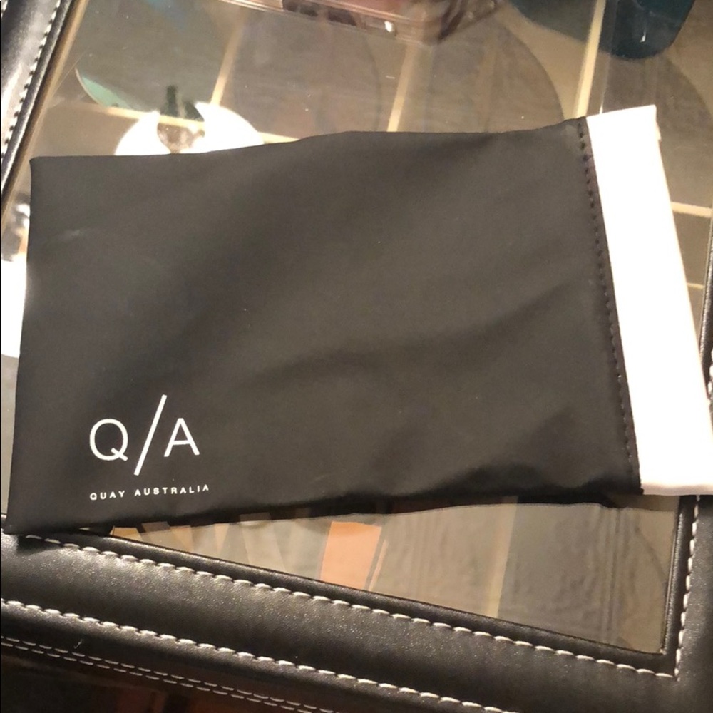 Quay Australia Sunglass Case